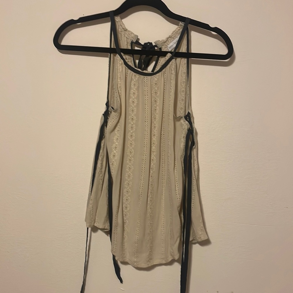 Coco Jaimeson top lace with blue detail